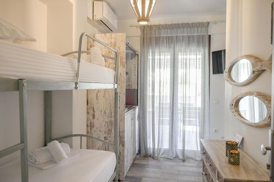 Meltemi Luxury Apartments Неа-Рода Экстерьер фото