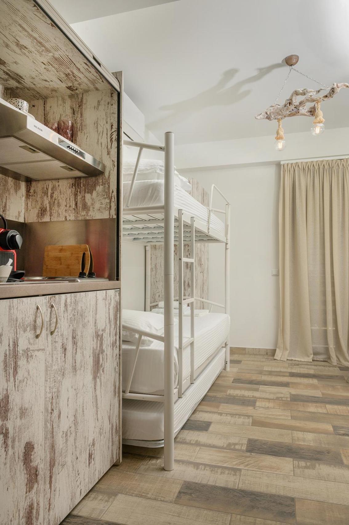Meltemi Luxury Apartments Неа-Рода Экстерьер фото